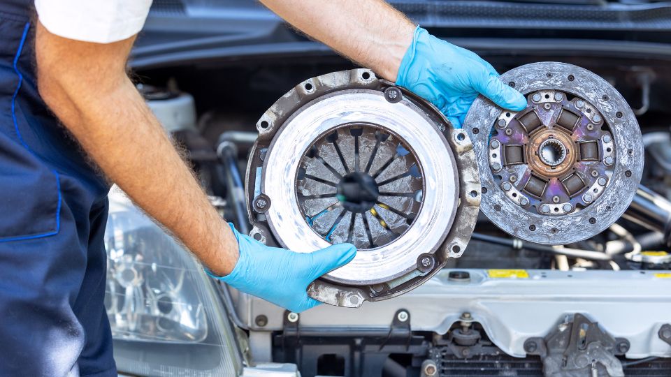 Kings Lynn mobile mechanic replacing a clutch or timing belt in a vehicle